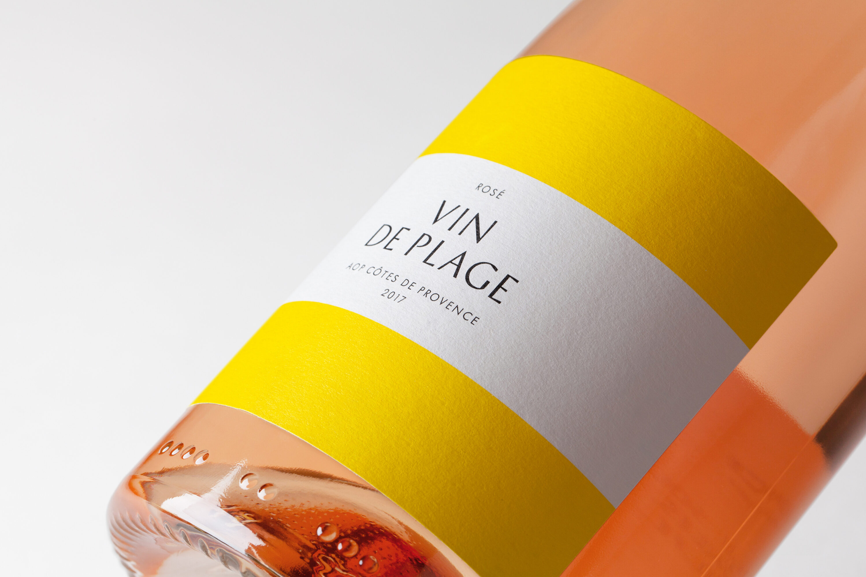 Vin de Plage brand identity